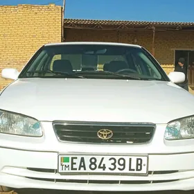 Toyota Camry 1998