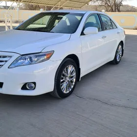 Toyota Camry 2011