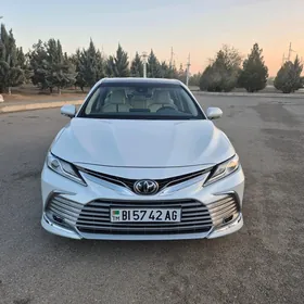 Toyota Camry 2022