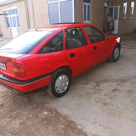 Opel Vectra 1990