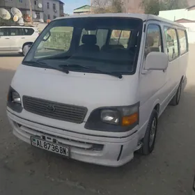 Toyota Hiace 2000