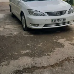 Toyota Camry 2005