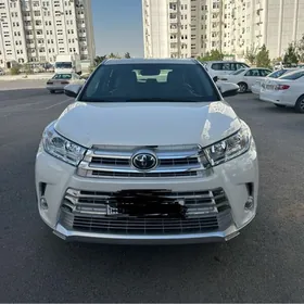 Toyota Highlander 2019