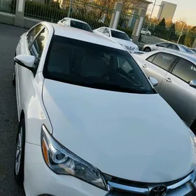 Toyota Camry 2015