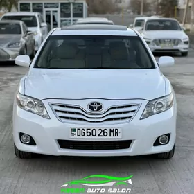 Toyota Camry 2011