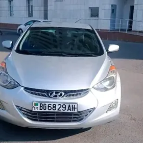 Hyundai Elantra 2012