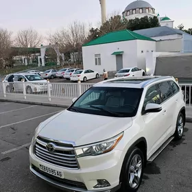 Toyota Highlander 2014