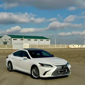 Lexus ES 350 2019