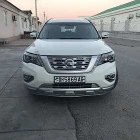 Nissan Pathfinder 2019