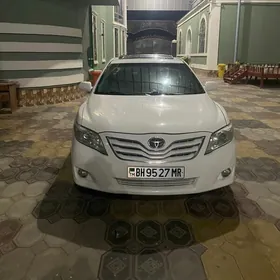 Toyota Camry 2010