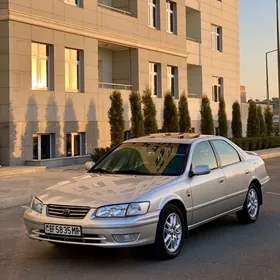 Toyota Camry 2001