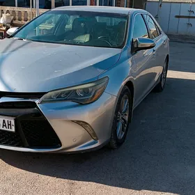 Toyota Camry 2017