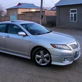 Toyota Camry 2010