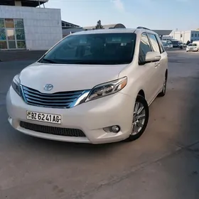 Toyota Sienna 2017