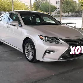 Lexus ES 350 2016