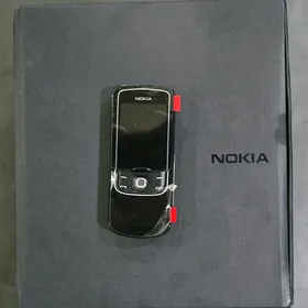 Nokia  8600 LUNA