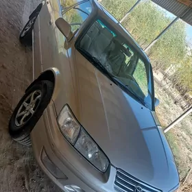 Toyota Camry 1997