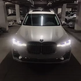 BMW X7 2020