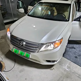 Toyota Avalon 2011