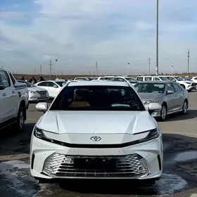 Toyota Camry 2024