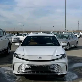 Toyota Camry 2024