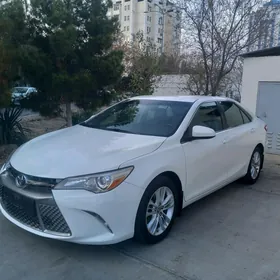 Toyota Camry 2016