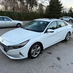 Hyundai Elantra 2021