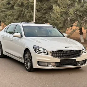 Kia K900 2019