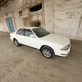 Toyota Camry 1990