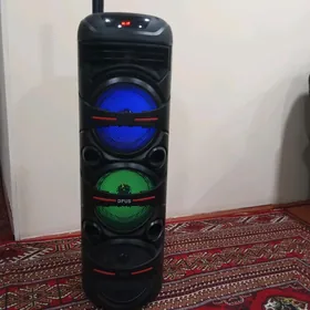 колонка с микрофоном