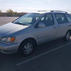 Toyota Sienna 2002