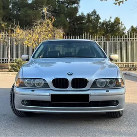 BMW E39 2001