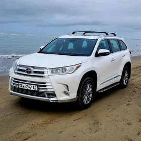 Toyota Highlander 2017