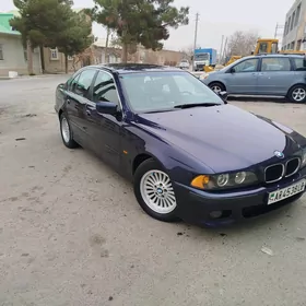 BMW E39 2000