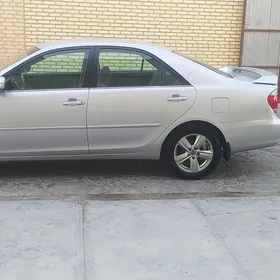 Toyota Camry 2003