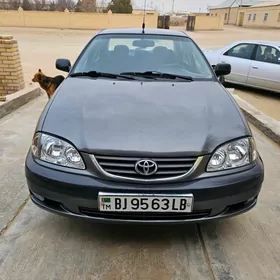 Toyota Avensis 2002