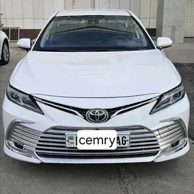 Toyota Camry 2022