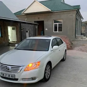 Toyota Avalon 2010