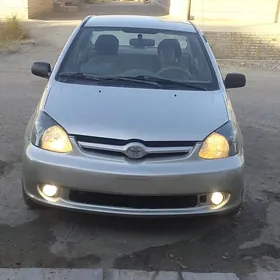 Toyota Echo 2003