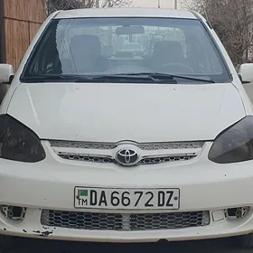 Toyota Echo 2002