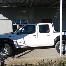 Nissan Navara 2014