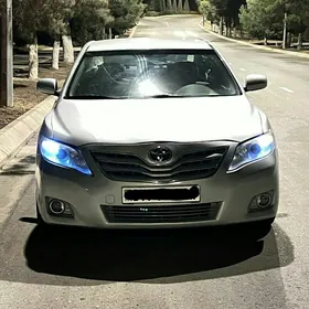 Toyota Camry 2010