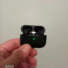 nagusnik AirPods Pro