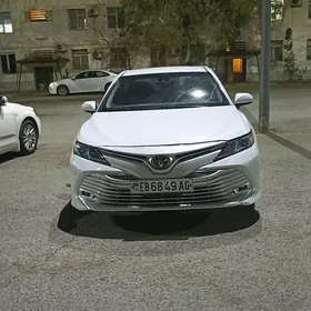 Toyota Camry 2020