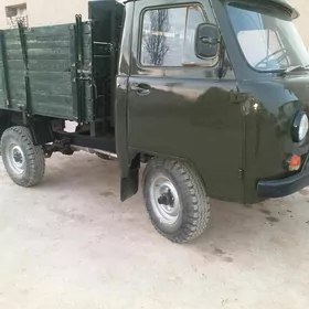 UAZ Profi 1992