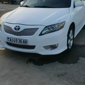 Toyota Camry 2010