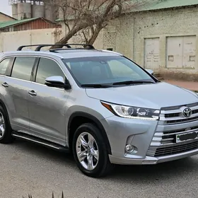 Toyota Highlander 2017