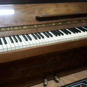 Pianino