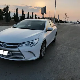 Toyota Camry 2016