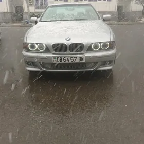 BMW E39 1996